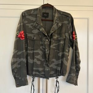 Rails Collins Camo Rose Patch Jacket - small